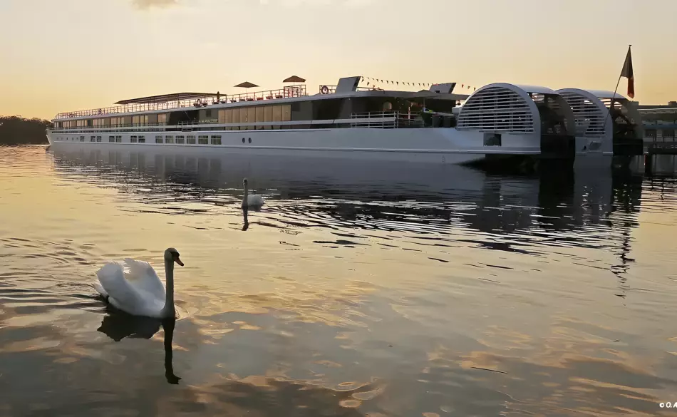 MS Elbe Princesse a quai