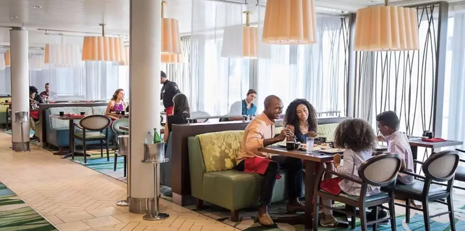 Restauration Celebrity Reflection