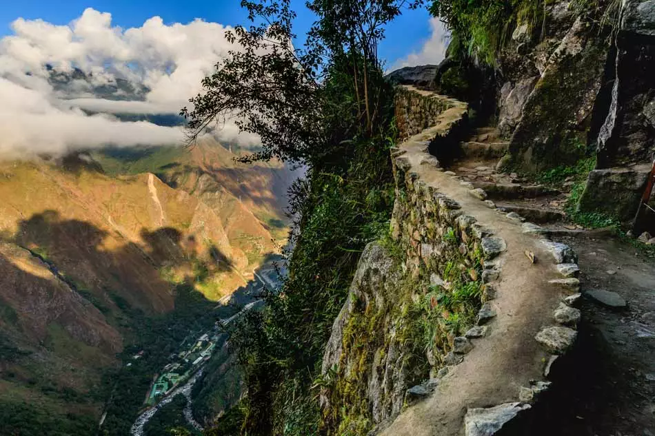 Vue sur les vallées depuis l'Inca Trail