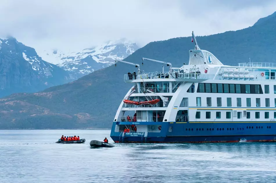 Découverte du seno Agostini sur un bateau Australis