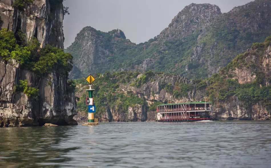 RV Angkor Pandaw en navigation