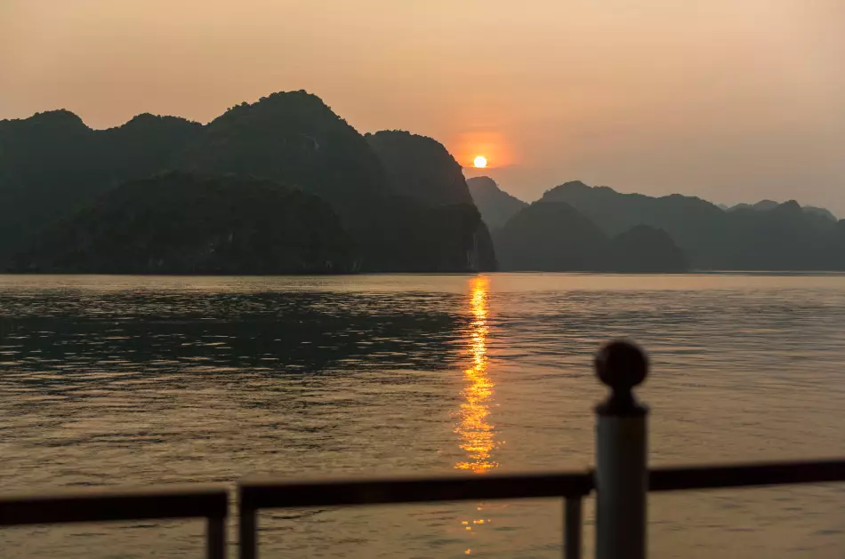 Couché de soleil a bord du RV Angkor Pandaw