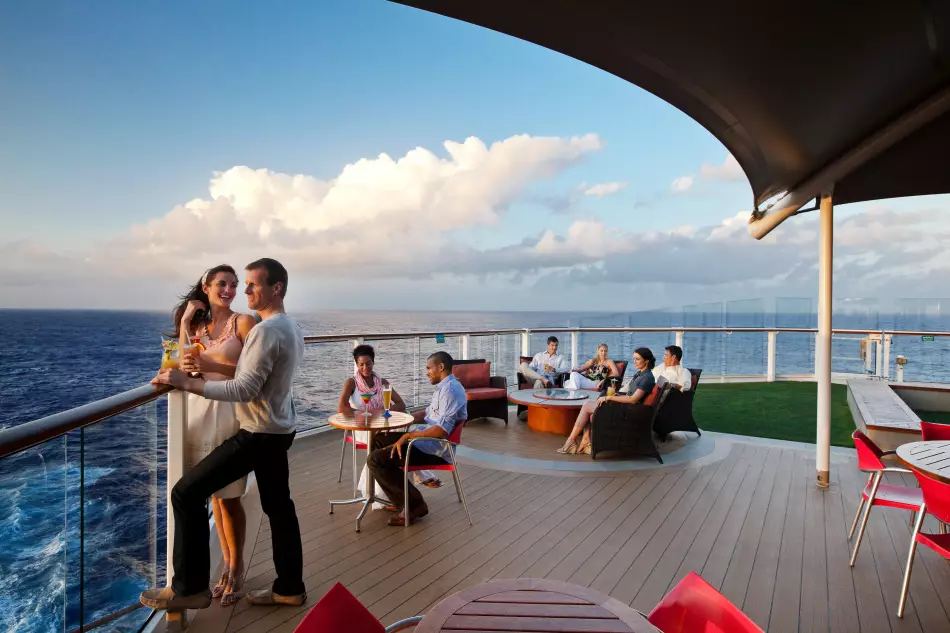 Sunset bar Celebrity Solstice