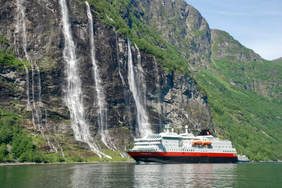 Le MS Polarlys, un navire Hurtigruten