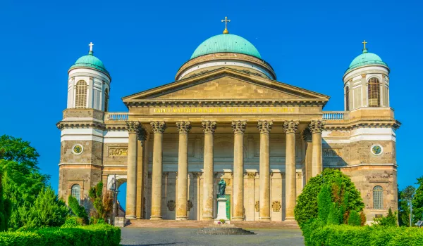 Jour 4 : Esztergom I Basilique, crypte et trésor d’Esztergom