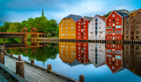 Jour 3 : Trondheim • Promenade guidée à Trondheim