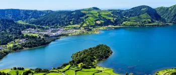 Au cœur de la palette azurée de l'archipel des Açores